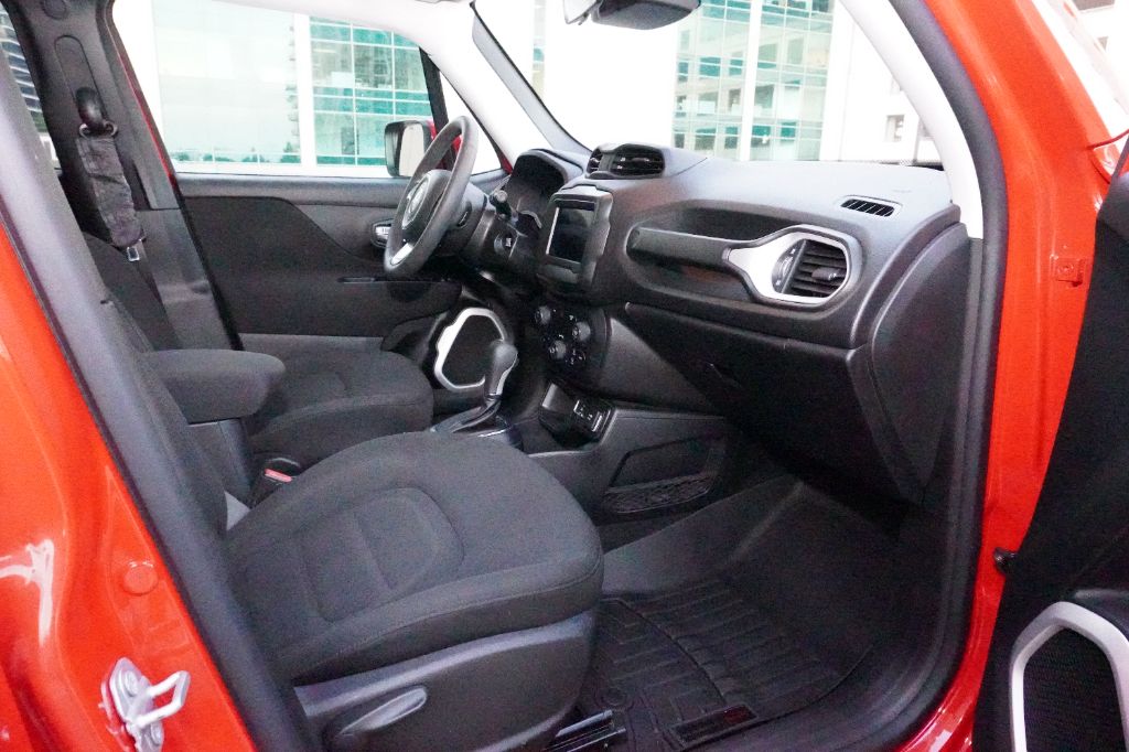 2019 Jeep Renegade Latitude - Photo 6