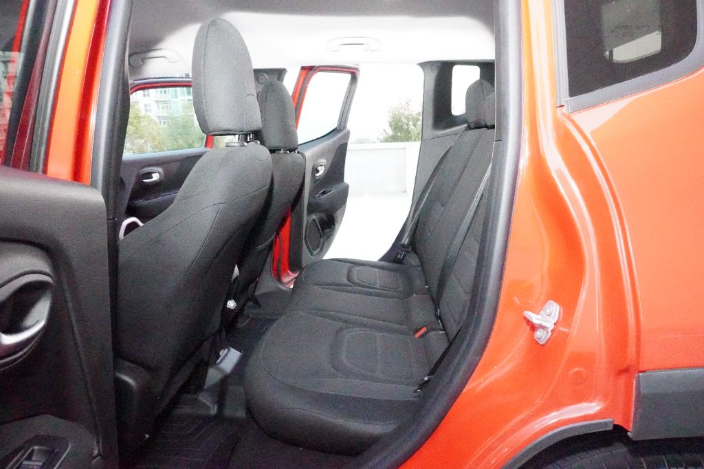 2019 Jeep Renegade Latitude - Photo 8